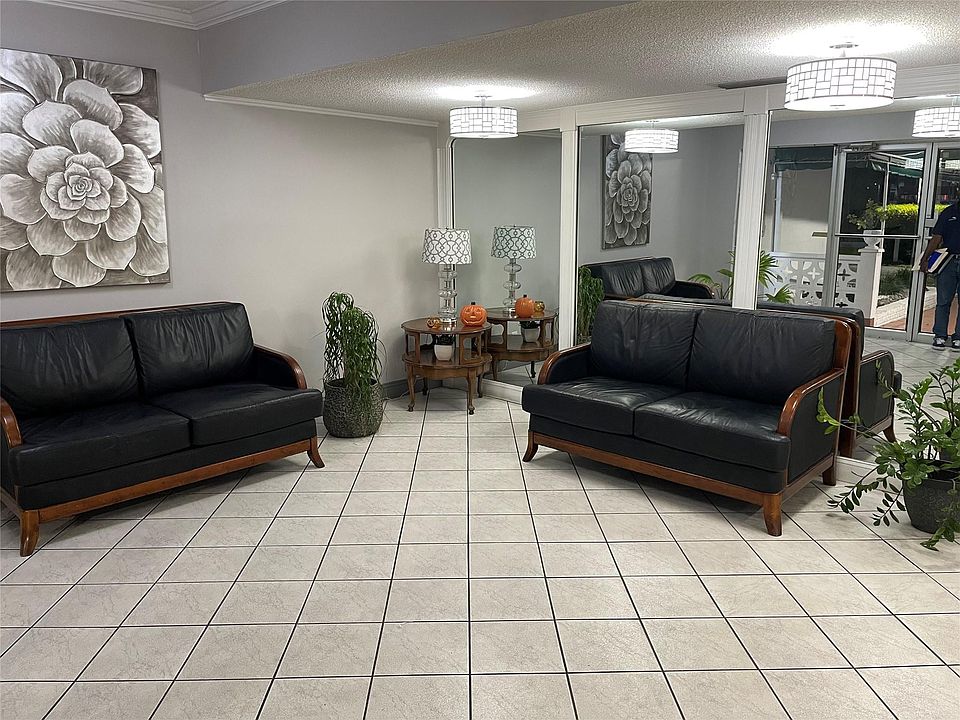 2nd image of 4751 NW 21st Street #500
