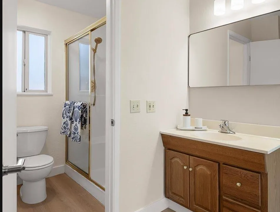 5613 Abington Ct