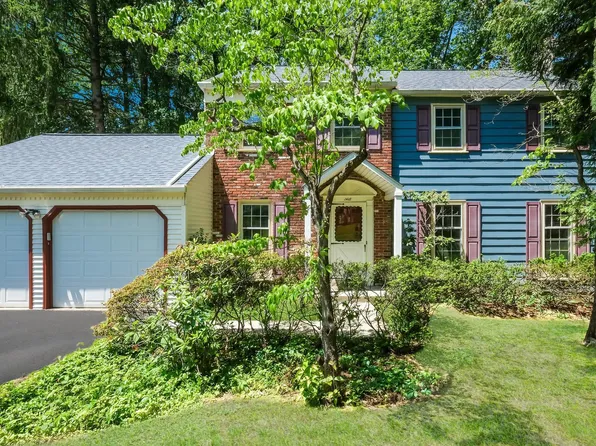 1418 Malcolm Dr, Dresher, PA 19025