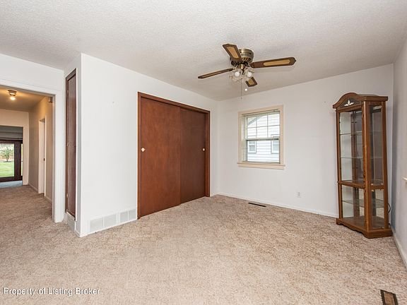 3rd image of 1412 1st St W