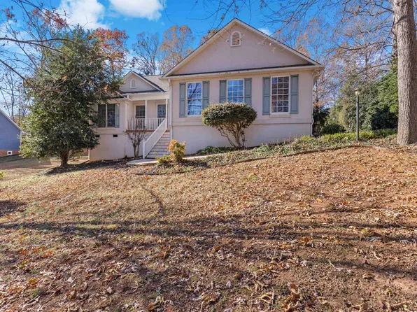 170 Waterford Dr, Inman, SC 29349