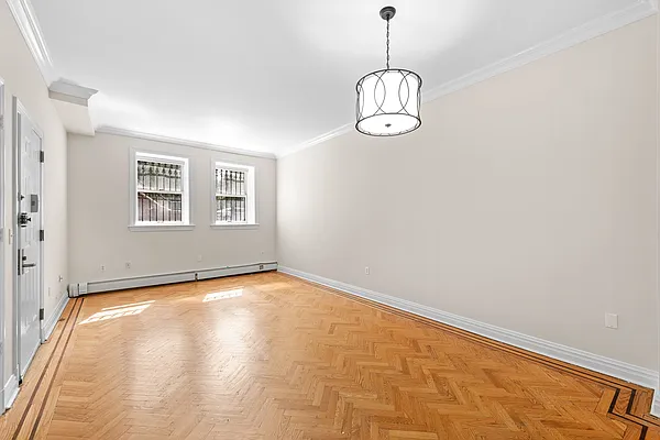 Rented by Akam Sales and Brokerage | media 16