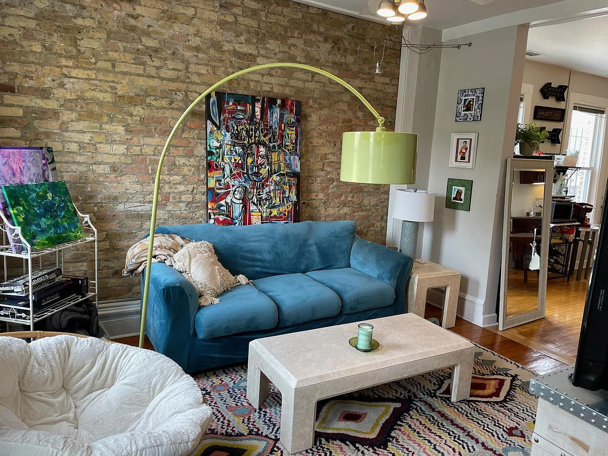 Building Photo - 1613 W Pierce Ave #2F