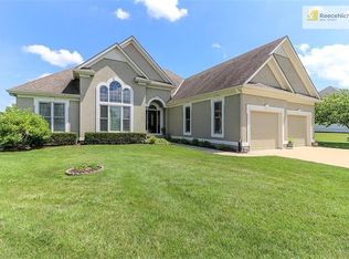 1603 SW Timberline Rd, Oak Grove, MO 64075
