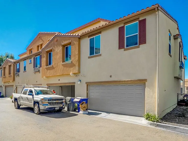 4300 Newton Ave #61 — Photo 3
