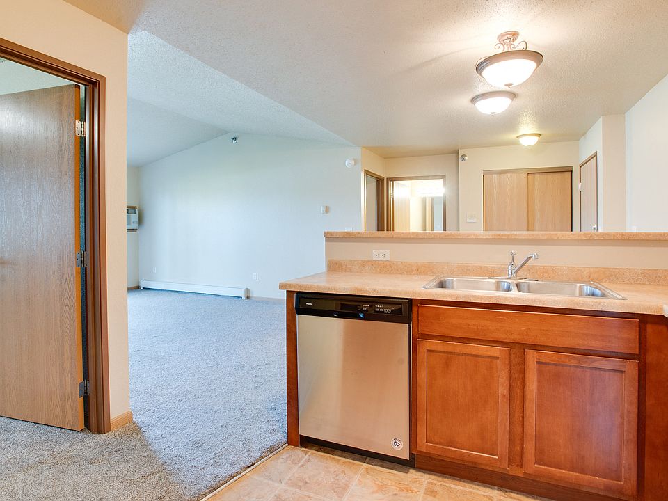 Waterstone Apartments