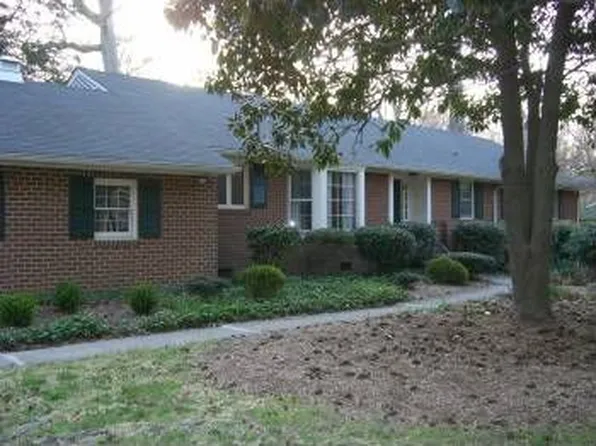 110 Artillery Rd, Yorktown, VA 23692