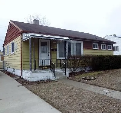 1282 Clarita St photo 1
