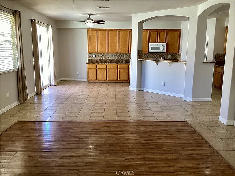 3537 Fairgreen Ln — Photo 4