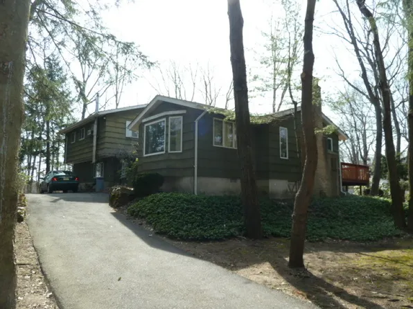 13 Mount Springs Rd, West Milford, NJ 07480