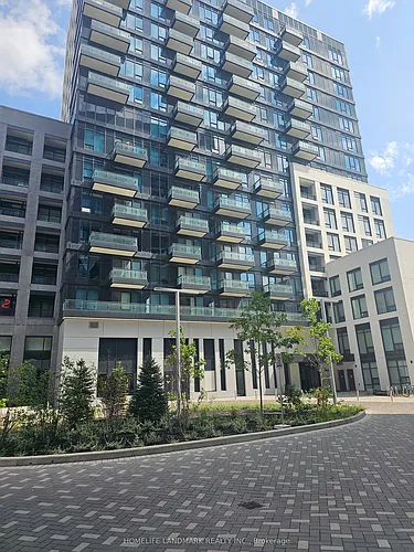 8868 Yonge St Photo 1