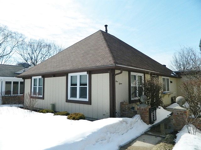 1st image of 115 Garden Dr #115