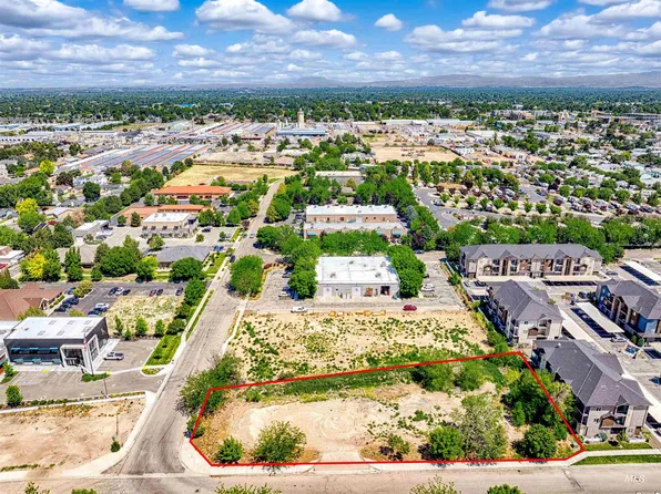 424 W Corporate Dr, Meridian, ID 83642