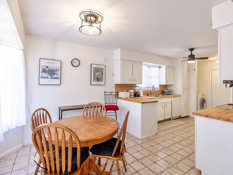 5725 Quail Run St — Photo 9