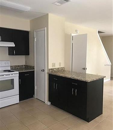 4th image of 5233 Plum Ave APT A