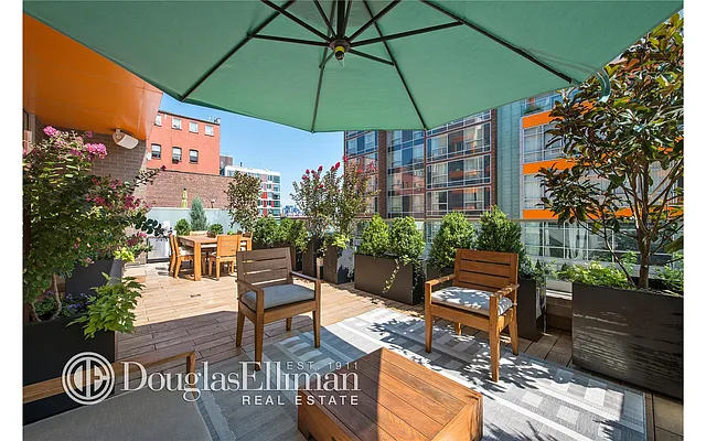 Sold by Douglas Elliman | media 25