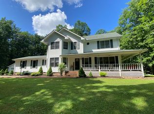 132 Sheffield Rd, Fayetteville, WV 25840