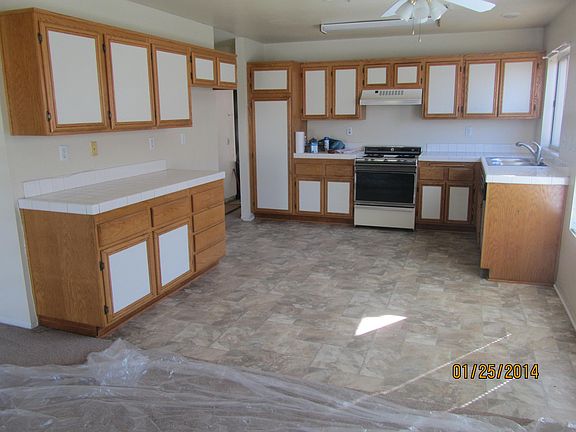 3rd image of 21274 Shakespeare Ct