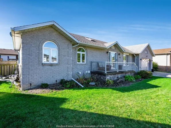 1631 Cherrywood Dr, Lakeshore, ON N8L 1C5