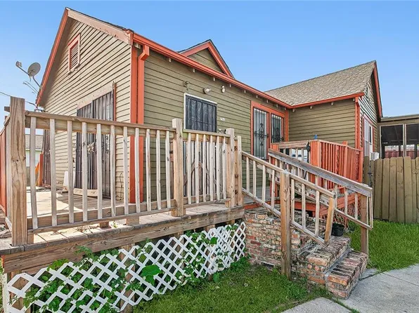 2300 Almonaster Ave, New Orleans, LA 70117