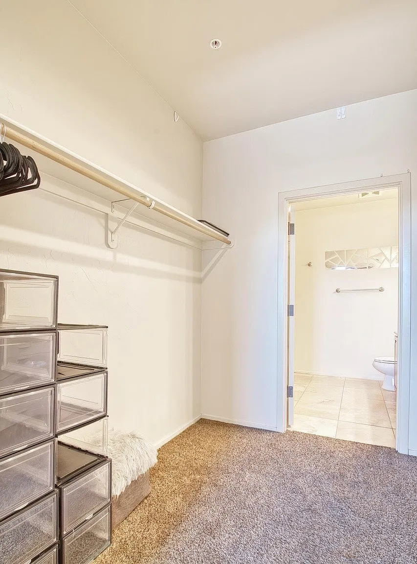 446 North Campbell Avenue — Photo 4