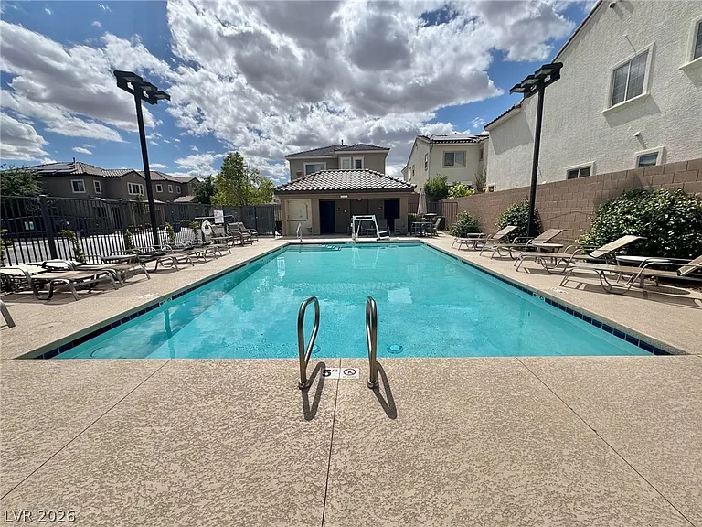 5861 Sleepy Willow St — Photo 35