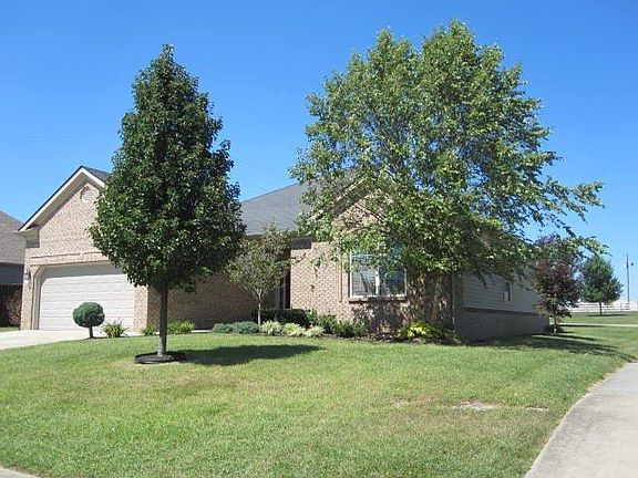 3rd image of 104 Lebeau Dr