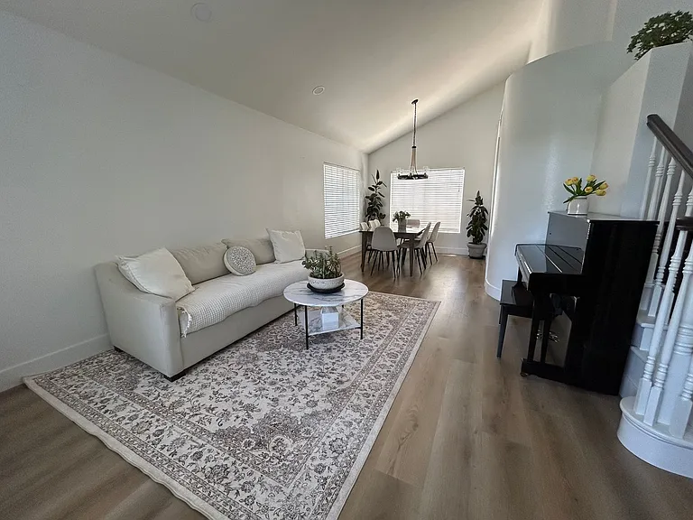44125 Northgate Ave — Photo 6
