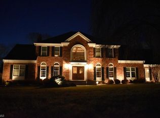 8 Olde York Rd, Randolph, NJ 07869