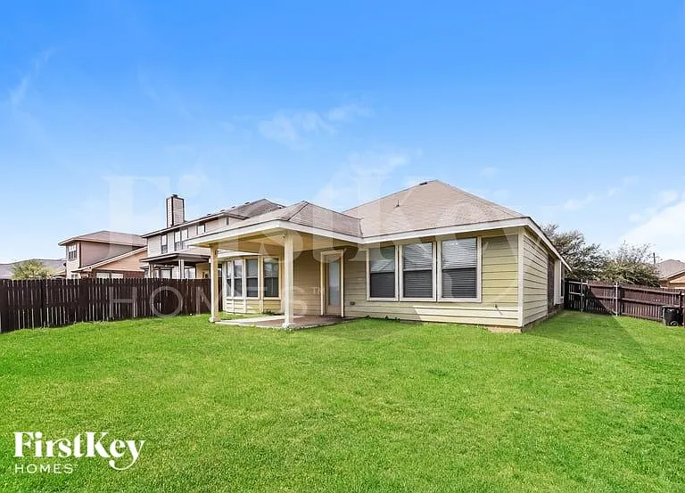 8028 Plateau Dr — Photo 15