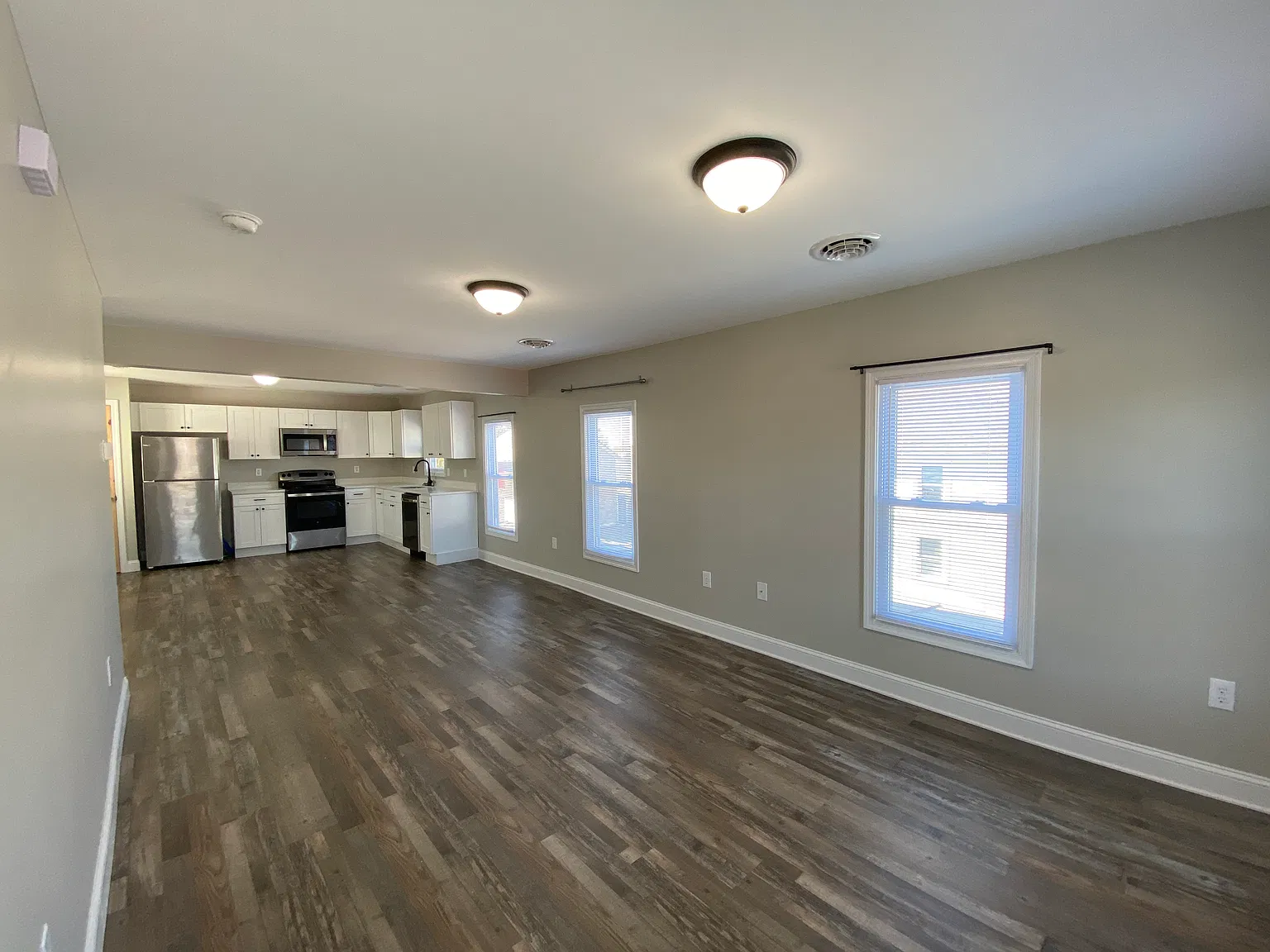 2 bed, $1,250 — Photo 2