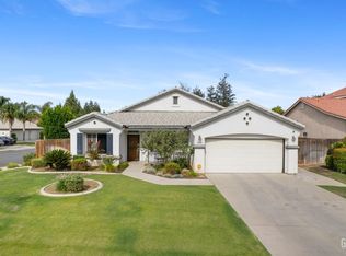 1500 Sugarleaf Ridge Dr, Bakersfield, CA 93311