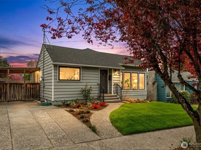 4754 35th Avenue NE, Seattle, WA, 98105