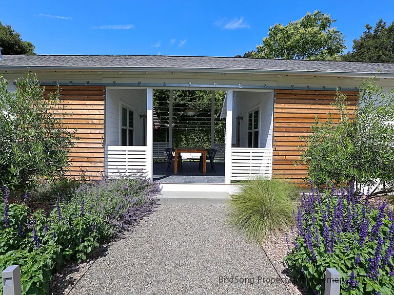 13846 Village Ave — Photo 5