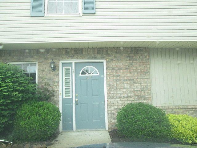 1st image of 857 E Sherwood Hills Dr