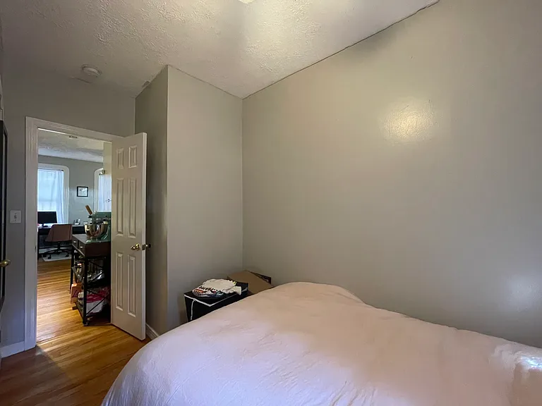 41 Anderson St #1-1A — Photo 4
