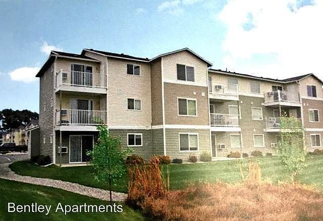 2nd image of 1715 S Hayford Rd #5307365