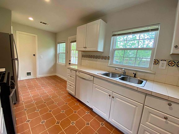 5th image of 11522 Lanewood Cir