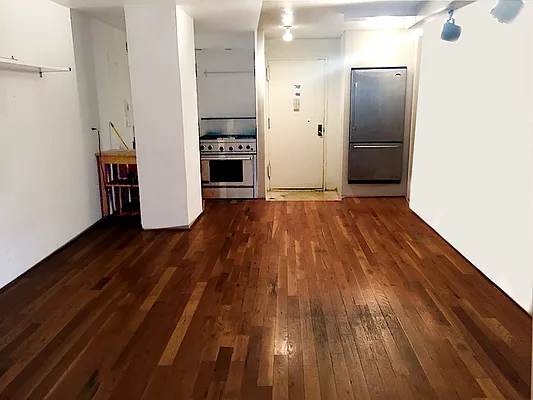 Rented by MNS | media 5