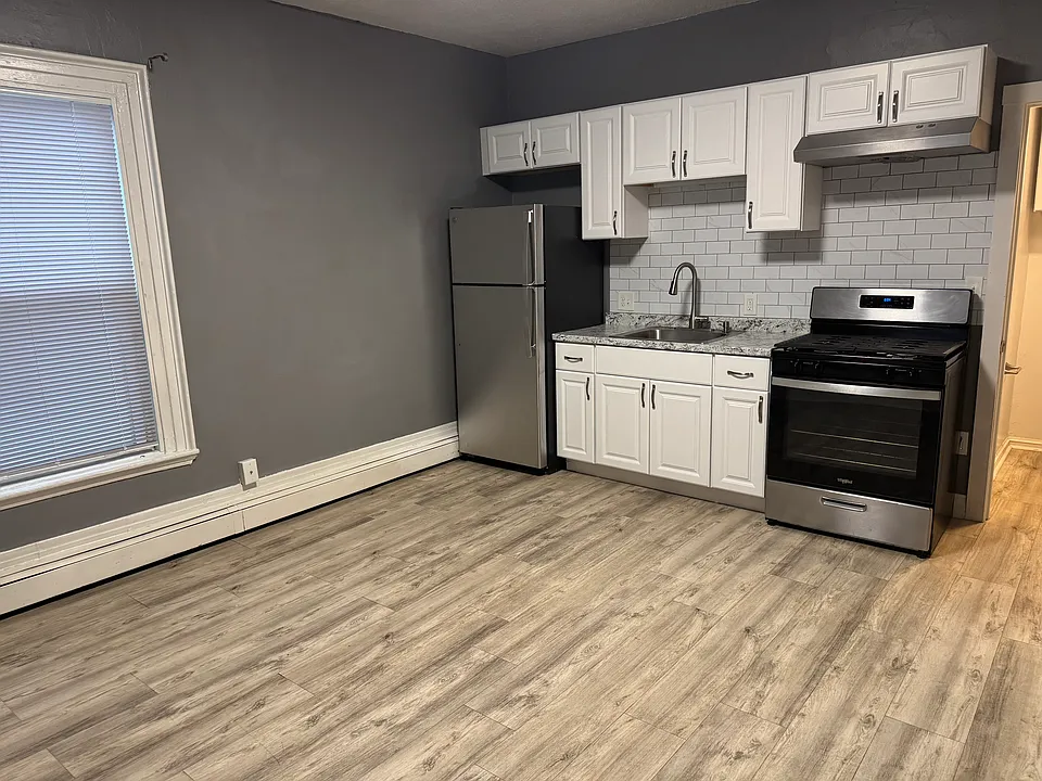 110 Perkins St #9