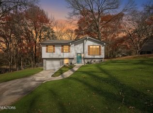 2324 Roundtree Rd, Knoxville, TN 37923