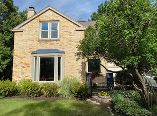 1125 Parkway Dr, Brookfield, WI 53005