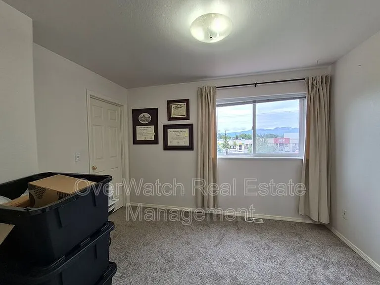 3926 Lakehurst Cir #1 — Photo 7