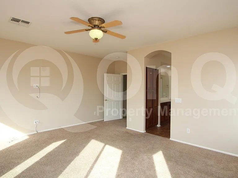 4226 E Buckboard Rd — Photo 10
