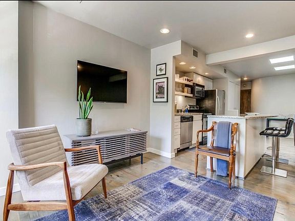 3rd image of 4241 Buena Vista St APT 1