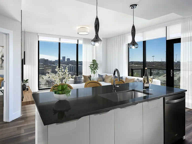 1400 W Peachtree St #1915 — Photo 3