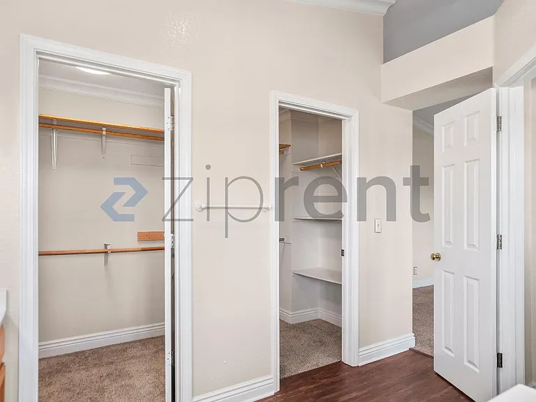 1366 Jayhawk Ln — Photo 24