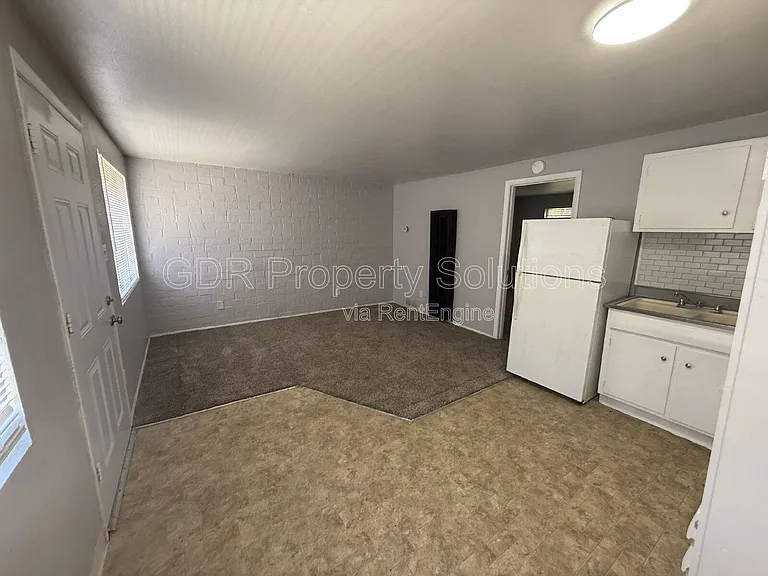 1200 Coal Ave SW #10 — Photo 11