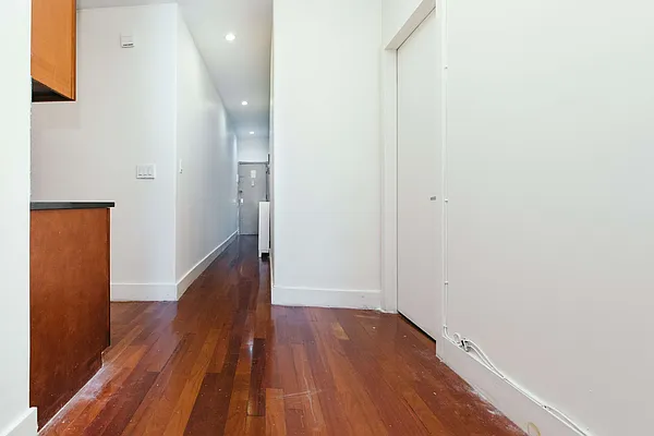 Rented by Nooklyn NYC LLC | media 15