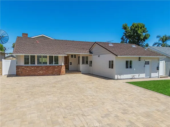 10024 Norwich Ave, Mission Hills, CA 91345